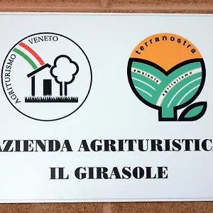  Alloggio per agriturismo Agriturismo Il Girasole